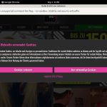 LindaKiss.com Check Out